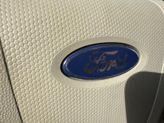 Ford Escape XLT FWD 2012