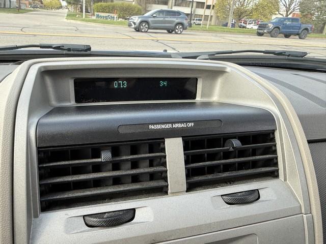 Ford Escape XLT FWD 2012