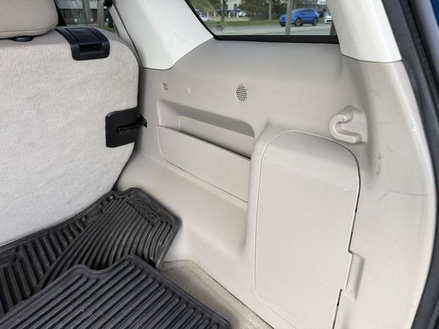 Ford Escape XLT FWD 2012