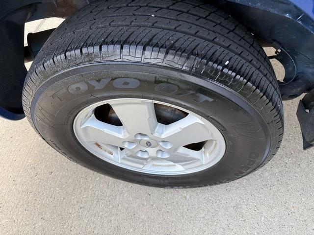 Ford Escape XLT FWD 2012