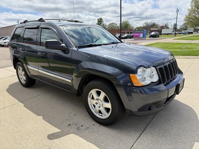 Jeep Grand Cherokee Laredo 4WD 2010