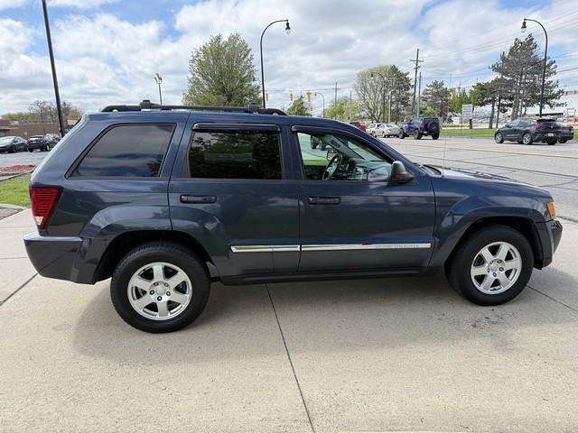 Jeep Grand Cherokee Laredo 4WD 2010