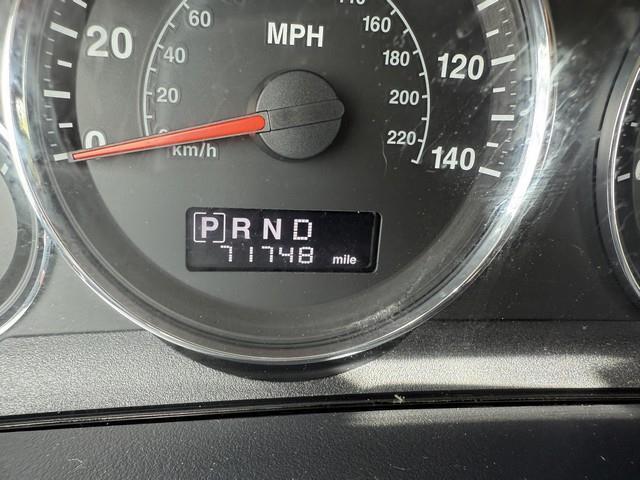 Jeep Grand Cherokee Laredo 4WD 2010