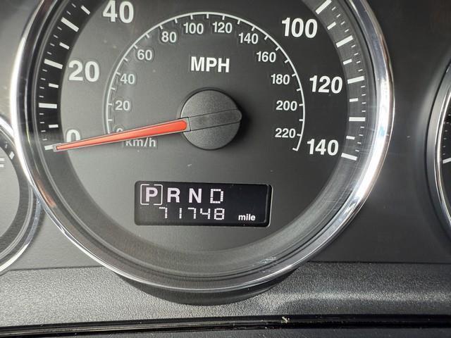 Jeep Grand Cherokee Laredo 4WD 2010