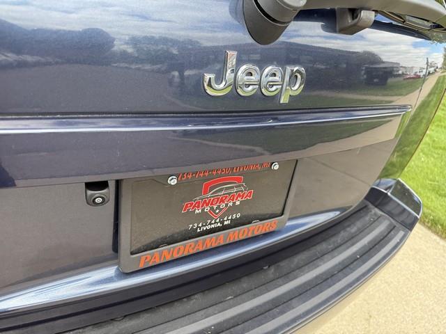 Jeep Grand Cherokee Laredo 4WD 2010