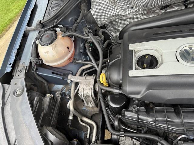 Volkswagen Tiguan S 2017