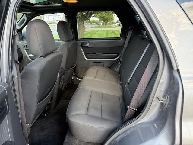 Ford Escape XLT FWD 2010