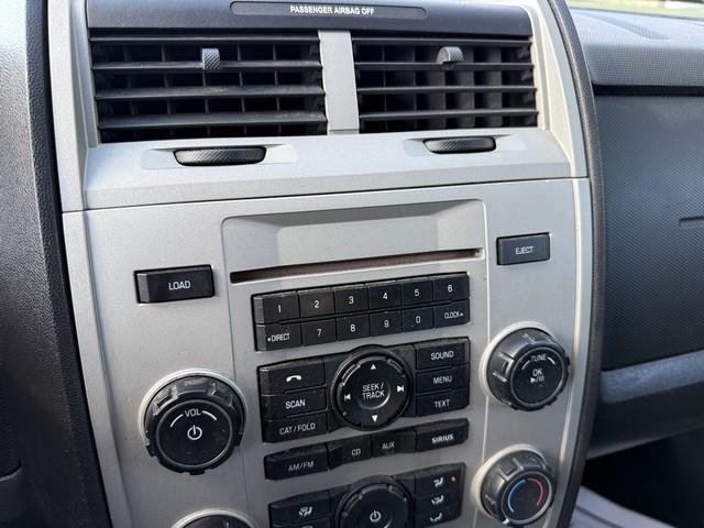 Ford Escape XLT FWD 2010
