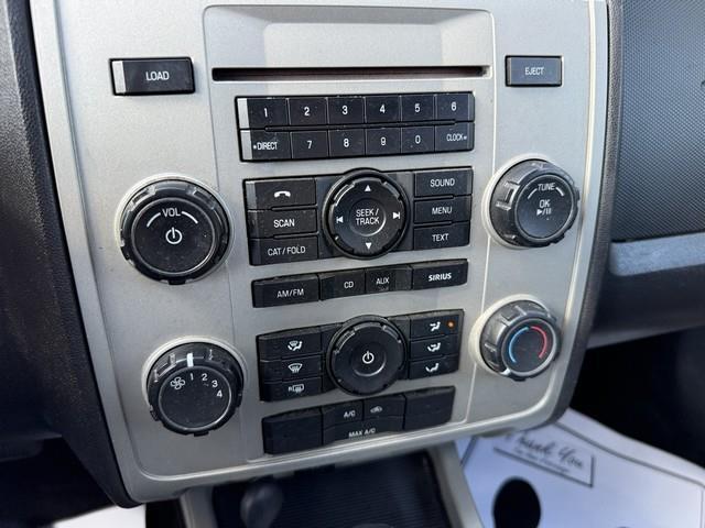 Ford Escape XLT FWD 2010