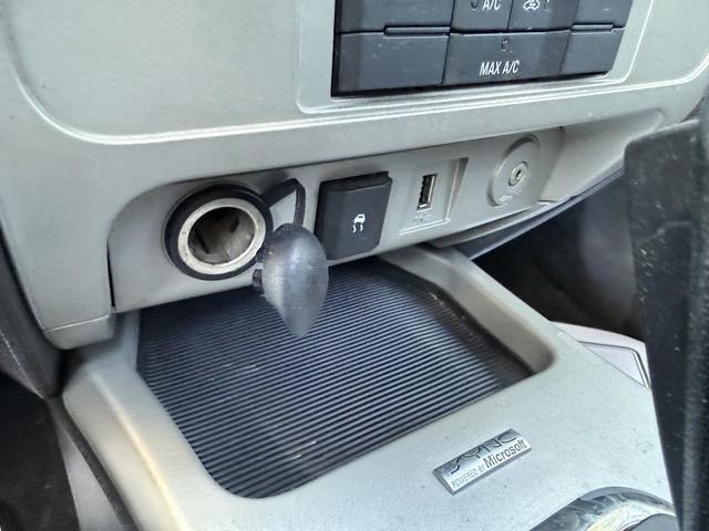 Ford Escape XLT FWD 2010