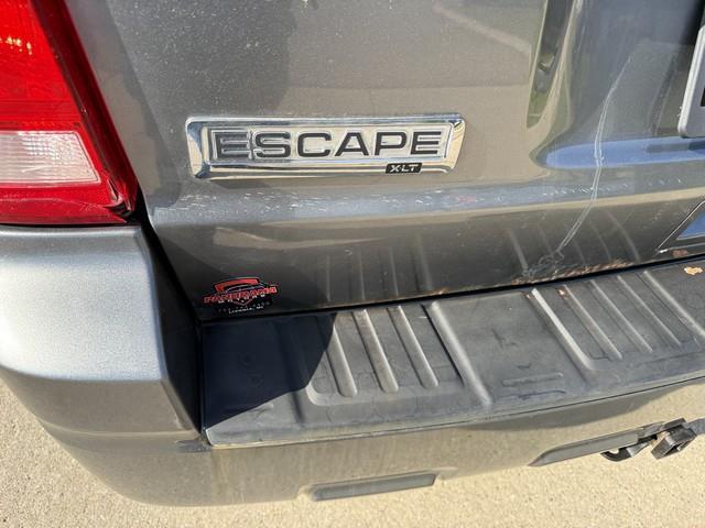 Ford Escape XLT FWD 2010