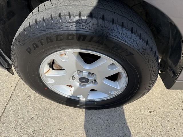 Ford Escape XLT FWD 2010
