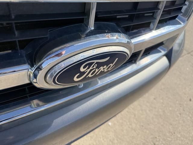 Ford Escape XLT FWD 2010