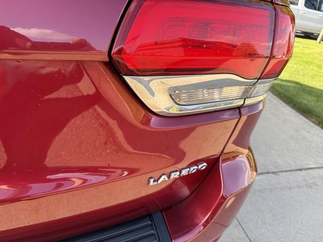Jeep Grand Cherokee Laredo 4WD 2014