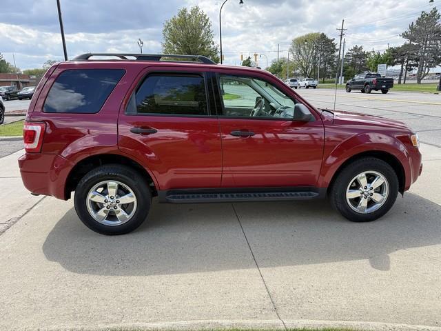Ford Escape XLT FWD 2010