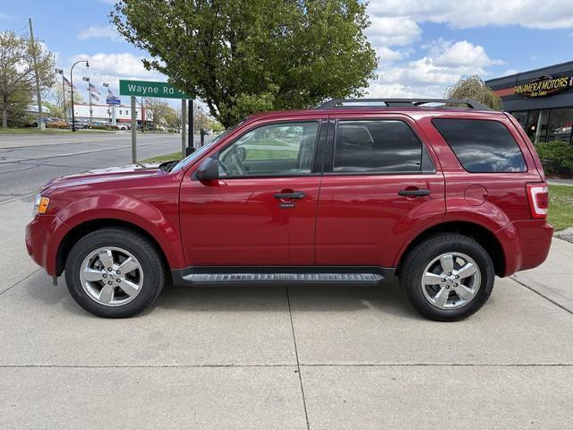 Ford Escape XLT FWD 2010