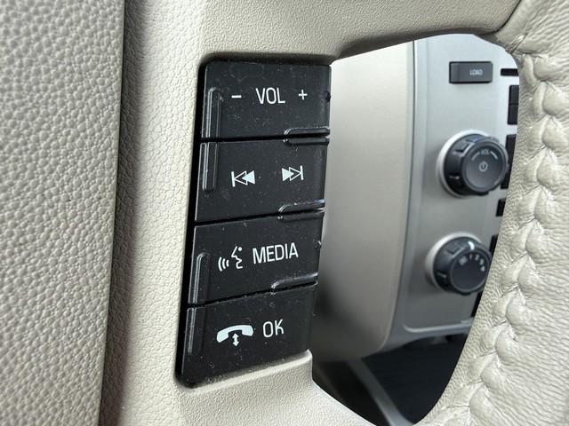Ford Escape XLT FWD 2010