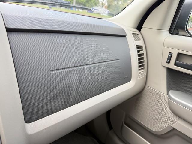 Ford Escape XLT FWD 2010