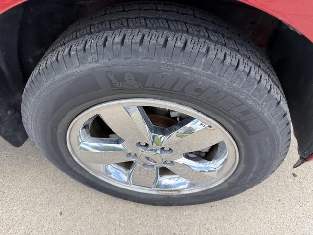 Ford Escape XLT FWD 2010