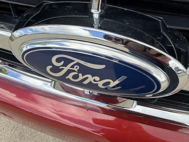 Ford Escape XLT FWD 2010