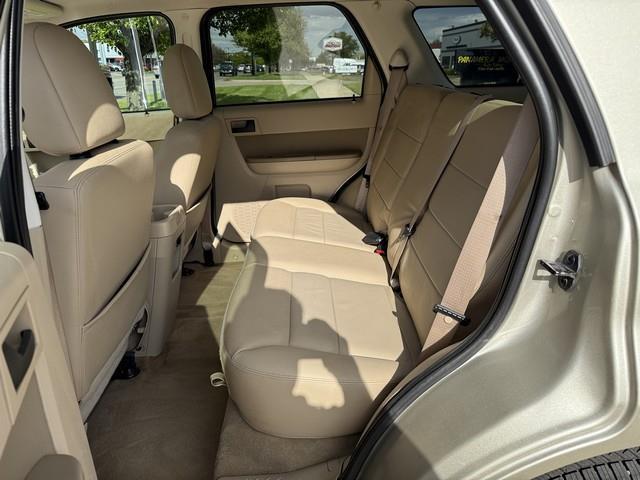 Ford Escape XLT 4WD 2011
