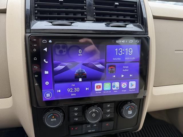 Ford Escape XLT 4WD 2011