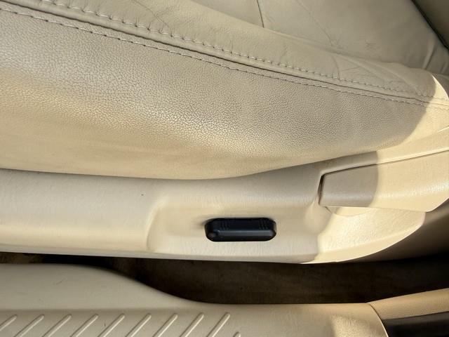 Ford Escape XLT 4WD 2011