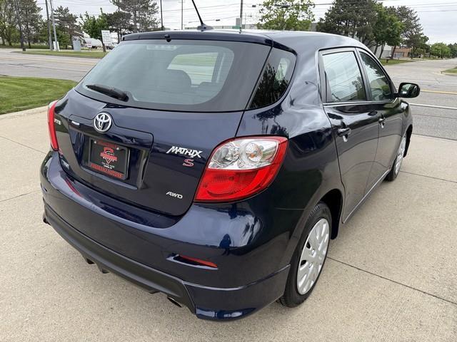 Toyota Matrix S AWD 4-Speed AT 2009