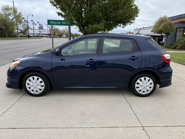 Toyota Matrix S AWD 4-Speed AT 2009