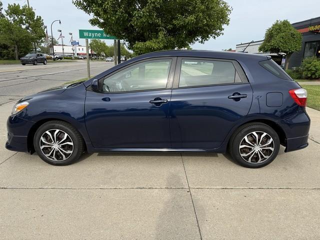 Toyota Matrix S AWD 4-Speed AT 2009