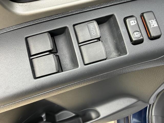 Toyota Matrix S AWD 4-Speed AT 2009