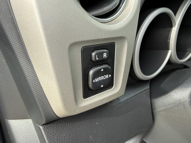Toyota Matrix S AWD 4-Speed AT 2009