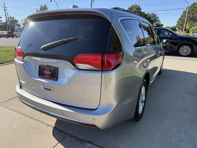 Chrysler Pacifica Touring-L 2017