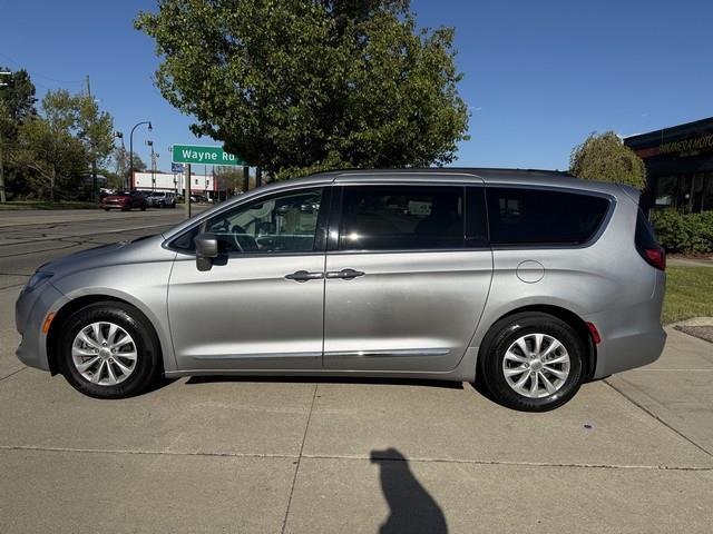 Chrysler Pacifica Touring-L 2017