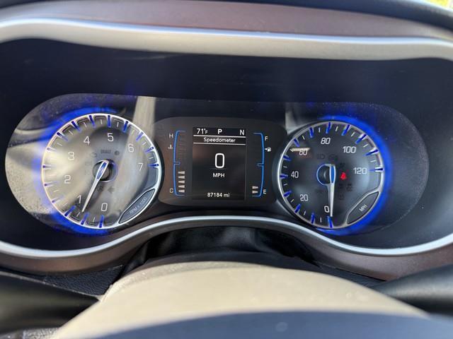 Chrysler Pacifica Touring-L 2017