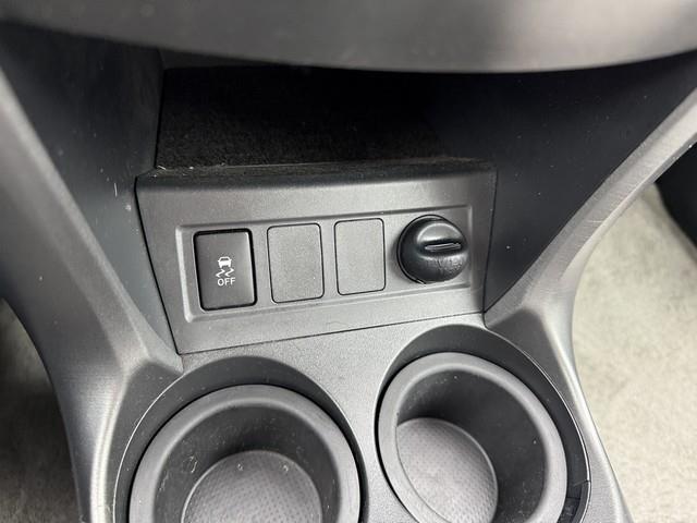 Toyota RAV4 Base I4 4WD 2010