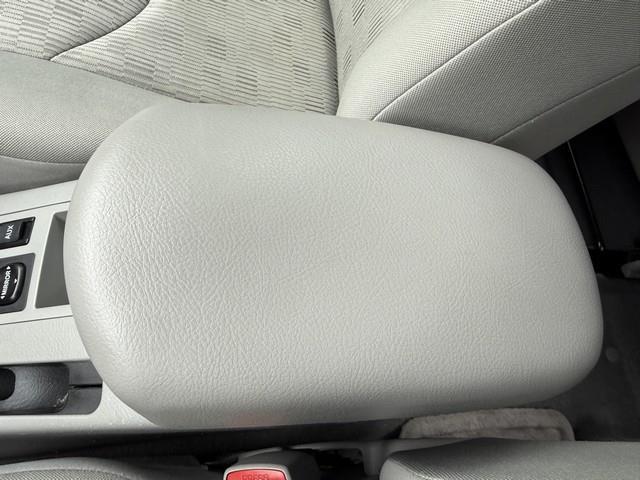 Toyota RAV4 Base I4 4WD 2010