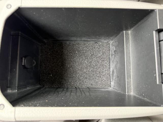 Toyota RAV4 Base I4 4WD 2010