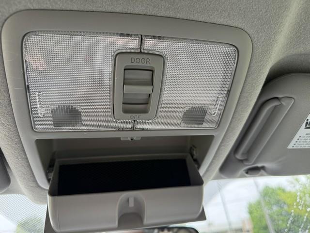 Toyota RAV4 Base I4 4WD 2010