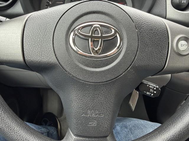 Toyota RAV4 Base I4 4WD 2010