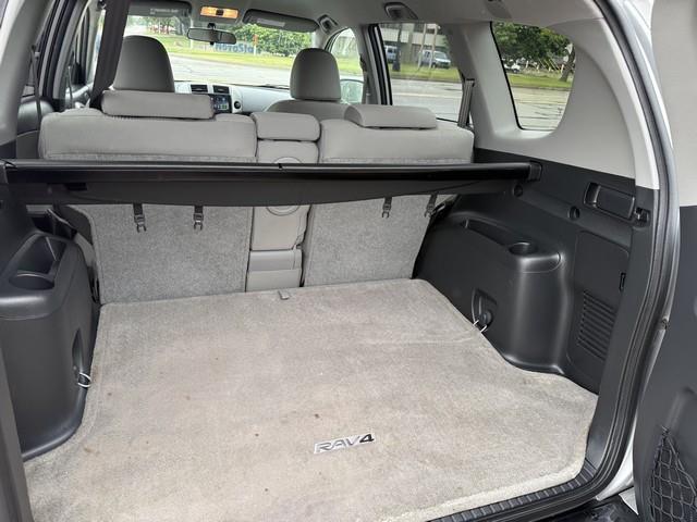 Toyota RAV4 Base I4 4WD 2010