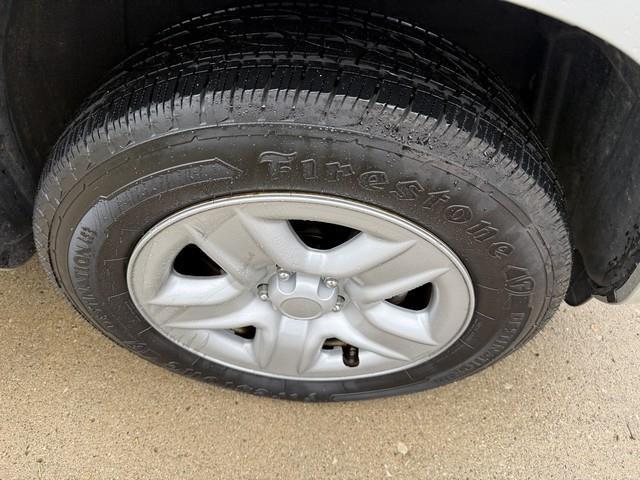 Toyota RAV4 Base I4 4WD 2010