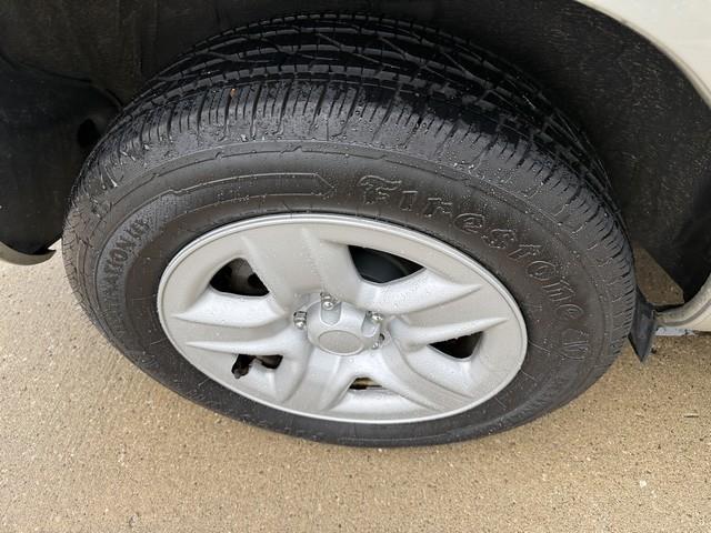 Toyota RAV4 Base I4 4WD 2010