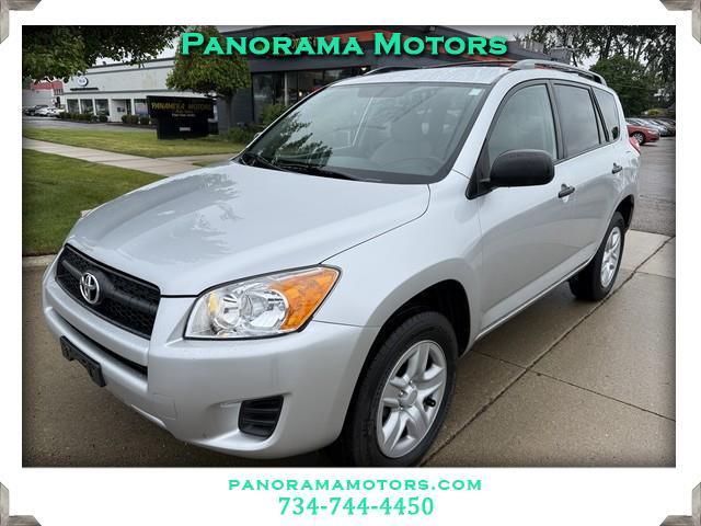 Toyota RAV4 Base I4 4WD 2010