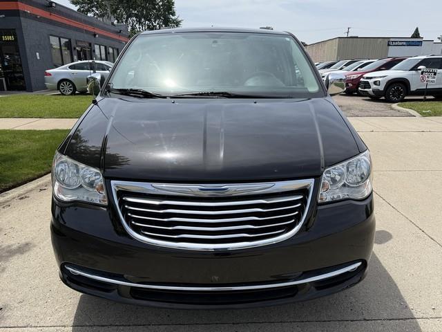 Chrysler Town & Country Touring-L 2015