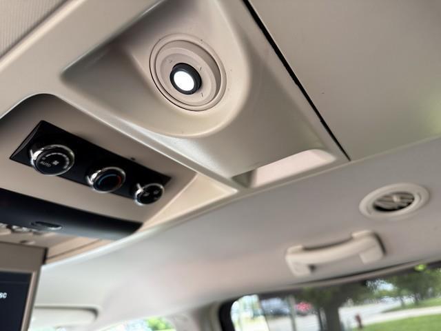 Chrysler Town & Country Touring-L 2015