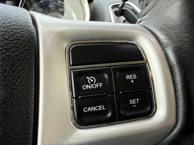 Chrysler Town & Country Touring-L 2015