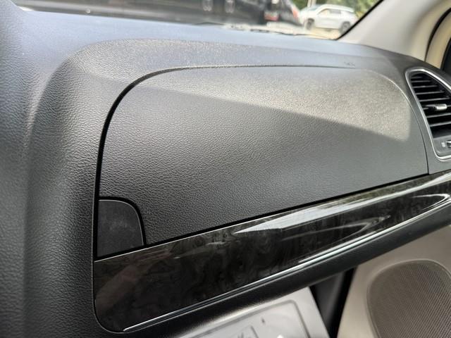 Chrysler Town & Country Touring-L 2015