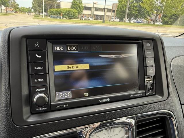 Chrysler Town & Country Touring-L 2015