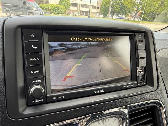 Chrysler Town & Country Touring-L 2015